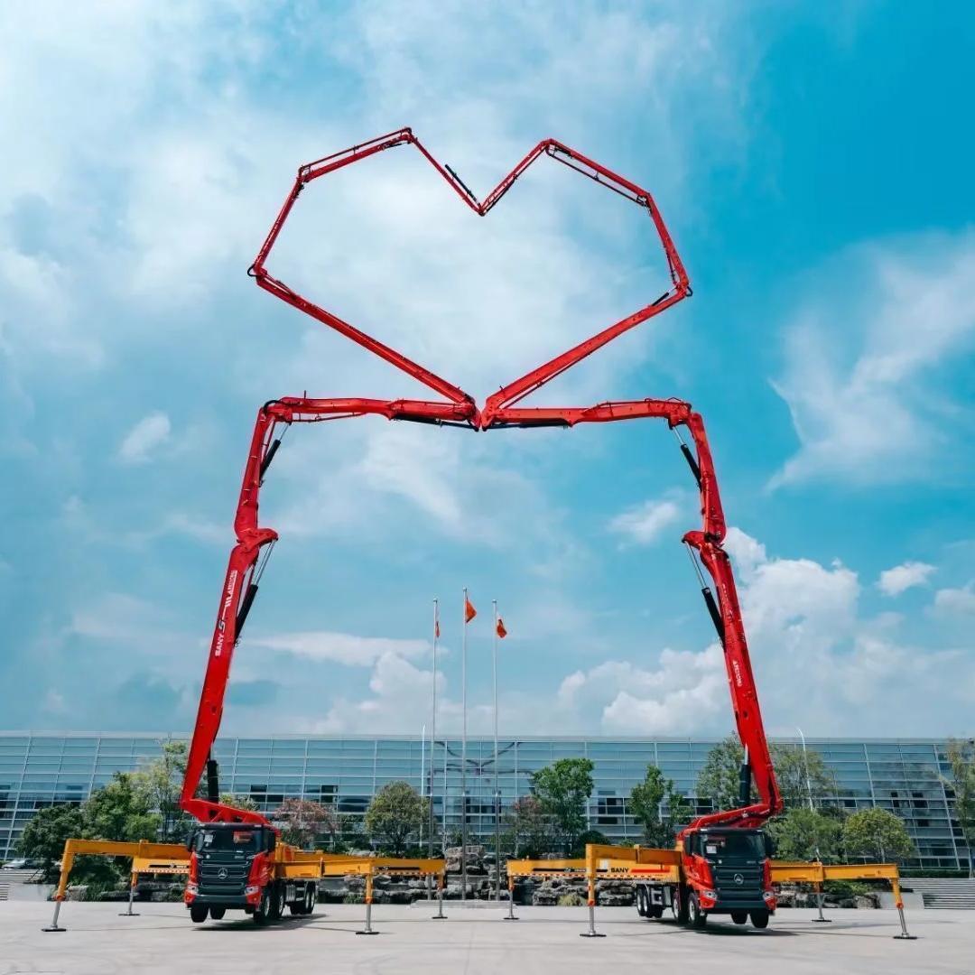 Real-scene Experience of Great Power Equipment