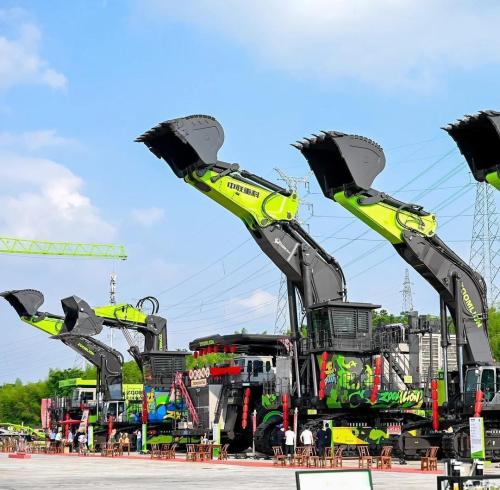 Hunan · Intelligent Manufacturing & Digital Media Business Mission: 5 Days, 4 Nights Changsha Industry Traceability Tour