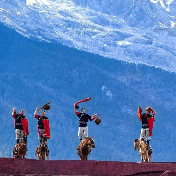 Colorful South: Lijiang and Dali | 5 Days 4 Nights Snow Mountain and Ethnic Culture Journey