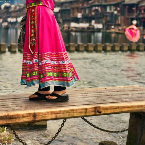 Xiangxi Hidden Realm: 5-Day Deep Cultural Immersion & Ancient Towns