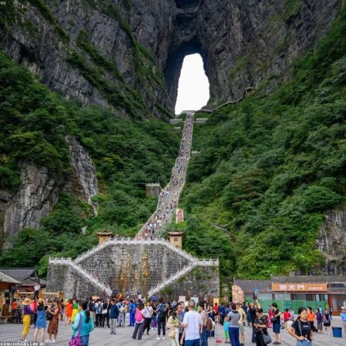 Zhangjiajie Chinamaxxing Challenge — 6 Days / 5 Nights
