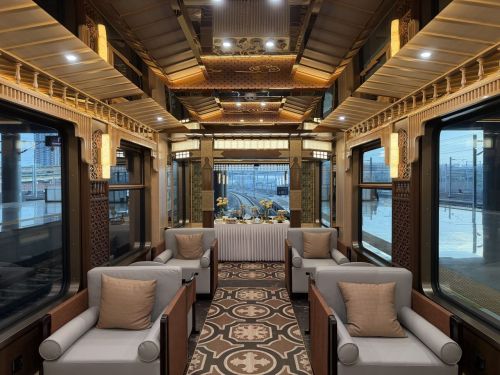 Panda Trail: Themed Tourist Trains in Xinjiang and Southwest China (2027)
