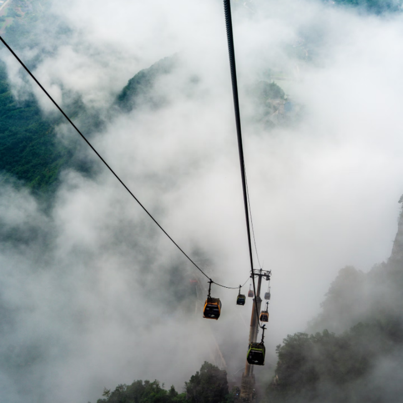 Day 4: Tianmen Mountain — Adrenaline Therapy → Return to Changsha