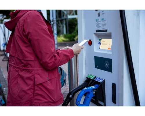 Industrial Touch Displays for Outdoor Self-Service Kiosks: Enabling Reliable Human-Machine Interaction in Harsh Outdoor Environments