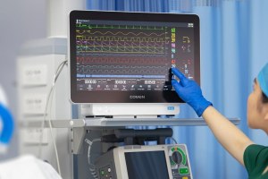 Touch Display Solutions for Patient Monitoring Systems and Ultrasound Diagnostic Equipment