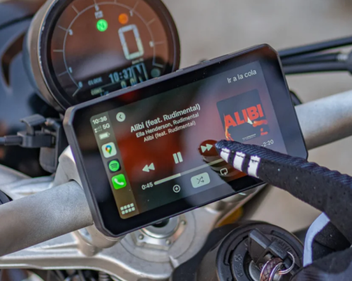 Motorcycle & E-Bike Touch Displays: Building Smarter and More Reliable Two-Wheel Instrument Systems