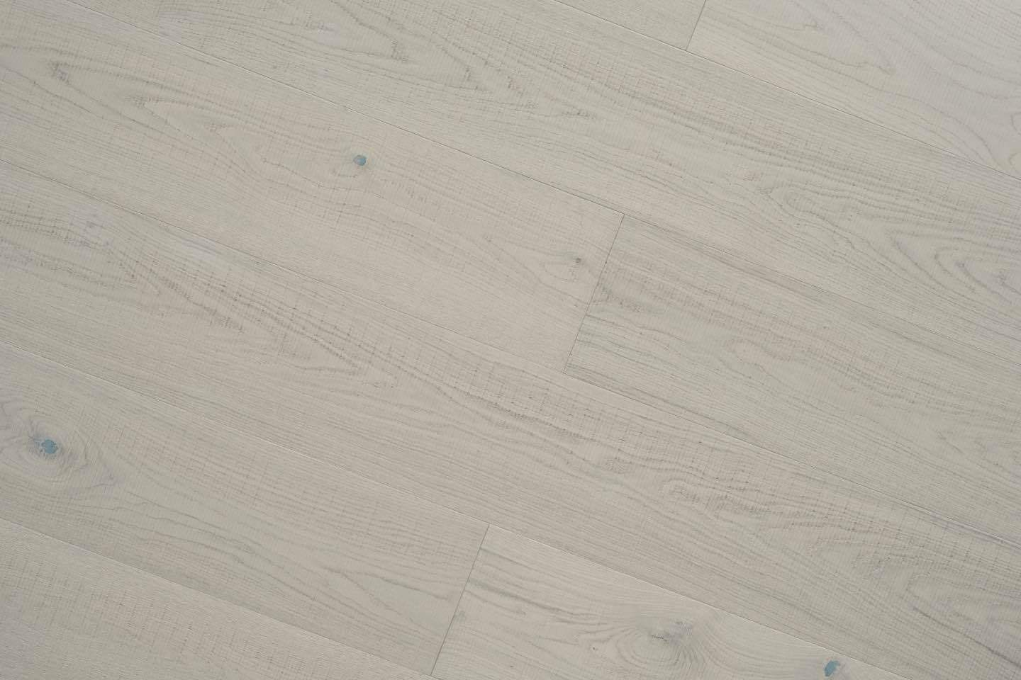 AM-19 Engineered Wood Flooring installed in Private Residence in Paris