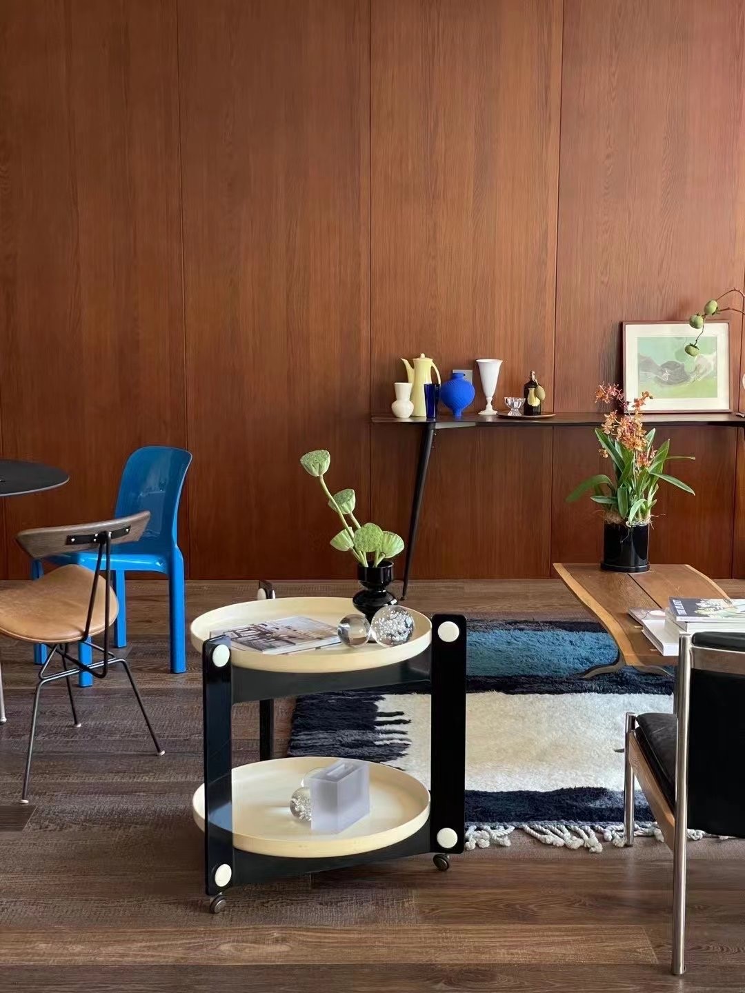  AC-09 OAK 3-LAYER-Long Plank Flooring installed in Milan Urban  Residence