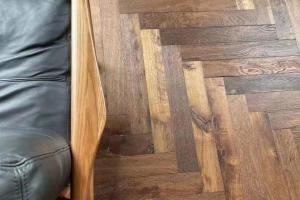 Engineered Oak Herringbone Flooring in London — A 2025 Classic Luxury Residential Project
