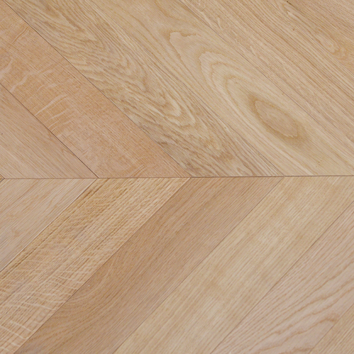 AB Select Brushed Oak Chevron Flooring 14/3mm UV Lacquer | AMUER AM-42