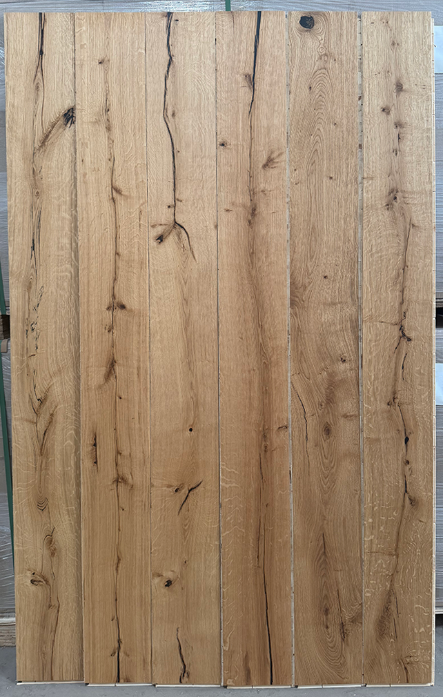 SA-03 220mm wide plank oak flooring product photo showing S grade knots and grain character