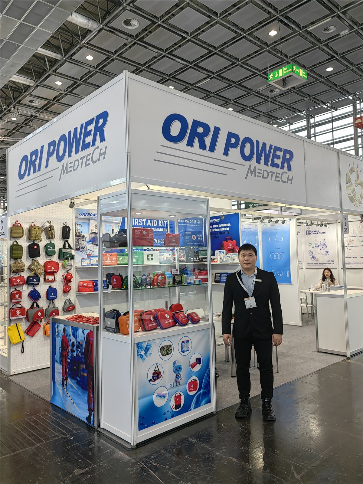 Nylon, EVA, plastic and waterproof first aid kit formats at MEDICA 2025