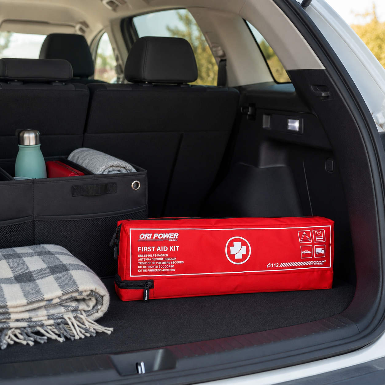 FA181-Car First Aid Kit application-1