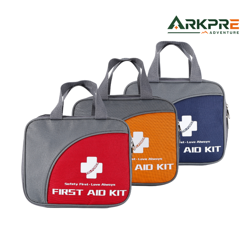 FA144 Camping First Aid Kit detail