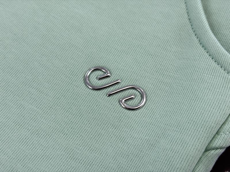 Custom Molded Zipper Pulls