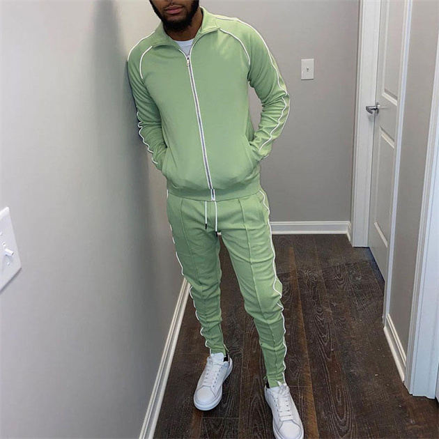 Custom two-tone print fleece hoodie produced on a 100-piece OEM run by a hoodie manufacturer