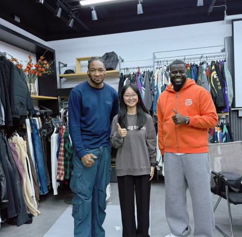 French Client Visits INFULLSAIL Clothing Factory in Dongguan