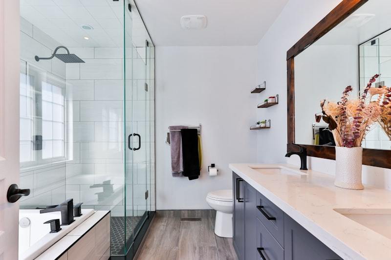 Oyaqua bathroom products showcase