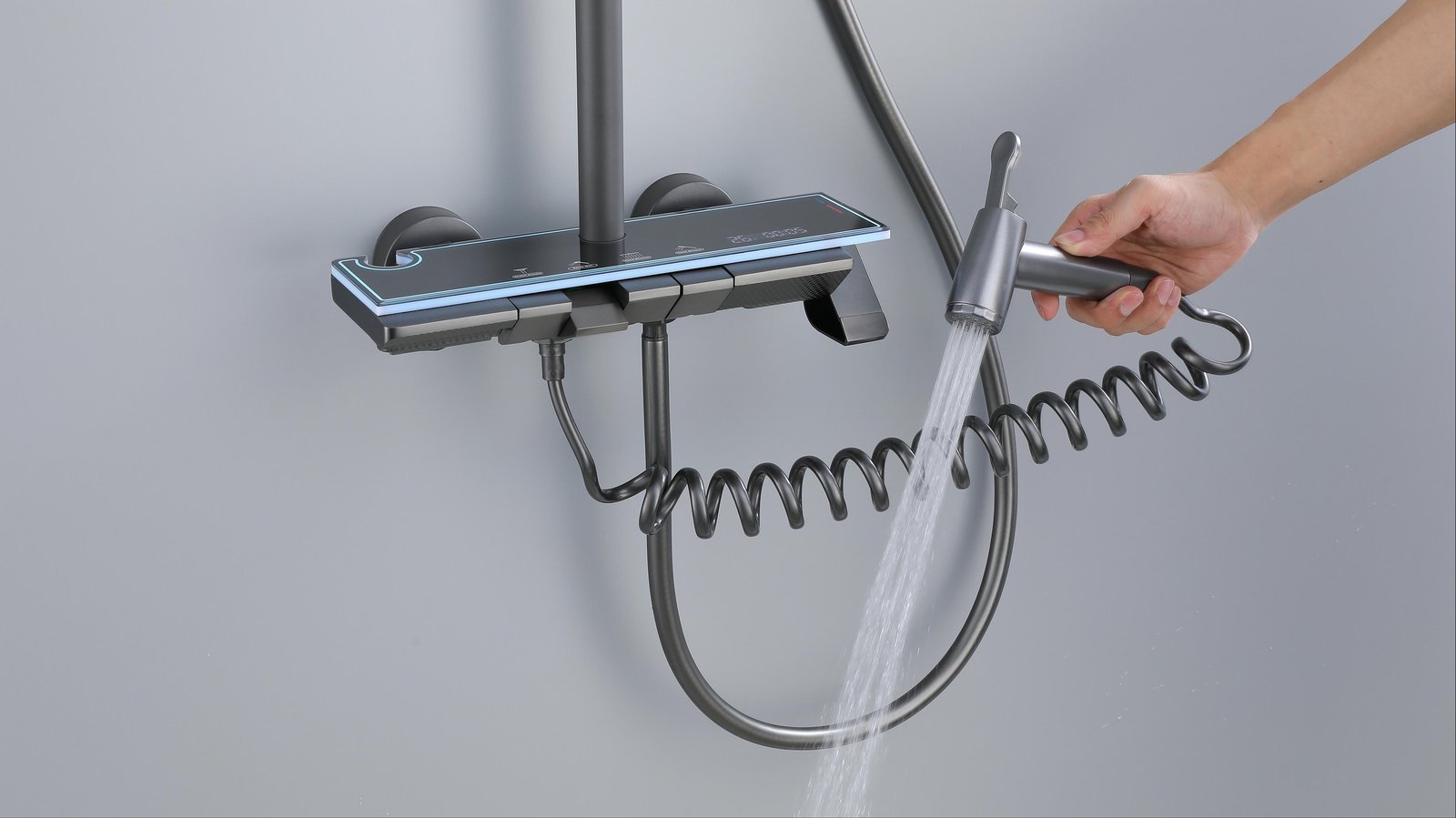 Wide-Flume Cascade Spout for Fast Tub Filling