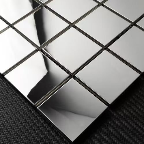 Mirror polished stainless steel surface