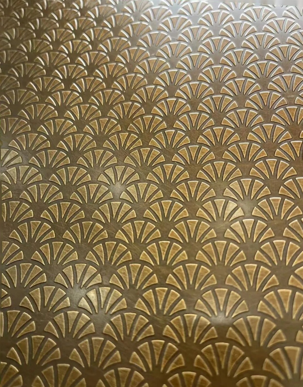 Etched decorative pattern on stainless steel