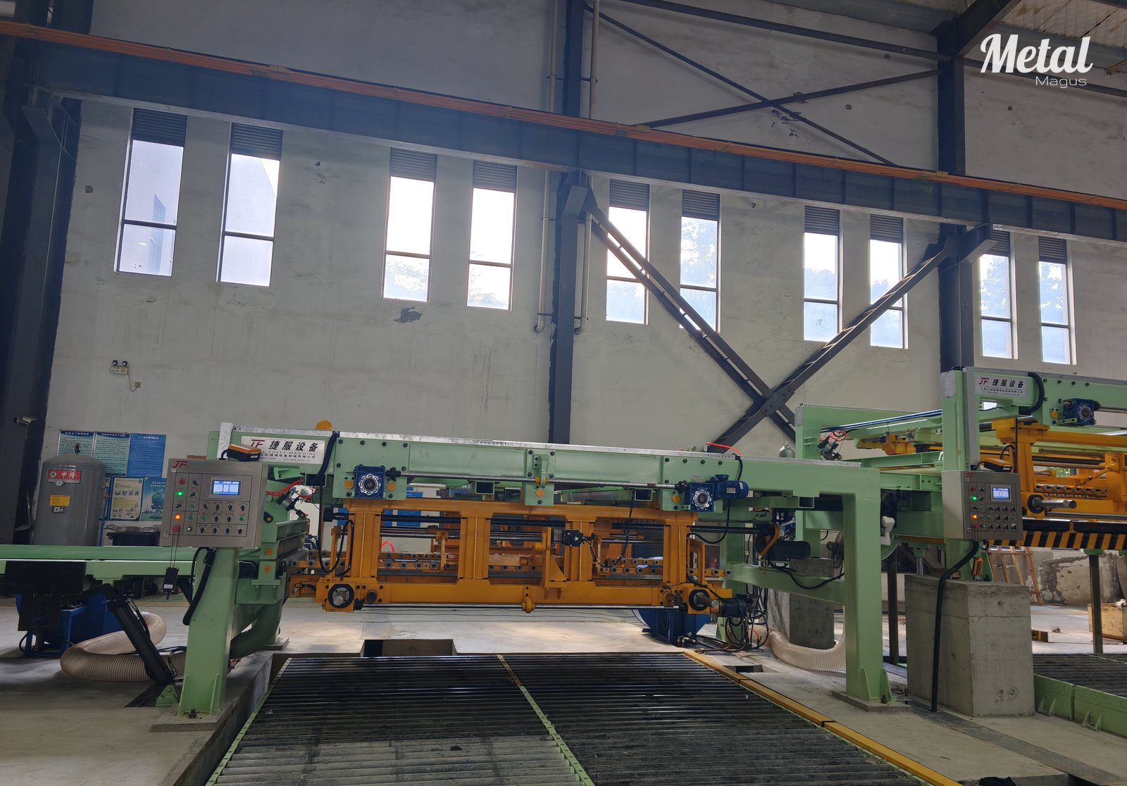 Flying shear cut-to-length line installed in the MetalMagus Hangzhou workshop