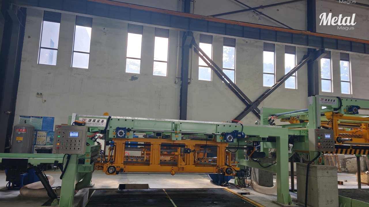 Flying shear cut-to-length line running at the MetalMagus Hangzhou plant
