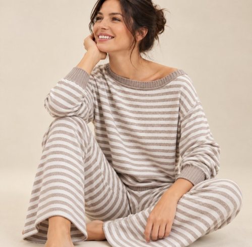 Grey and White Striped Off Shoulder Knit Lounge Set Supplier | Women's Knit Loungewear