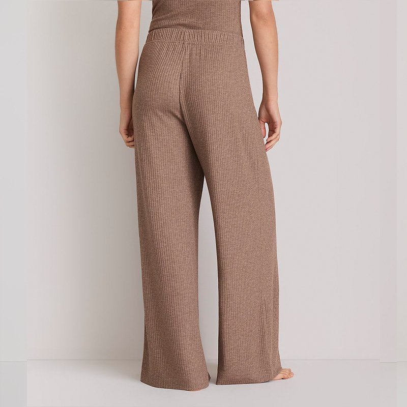 Close-up of the brushed rib texture on heathered lounge pants