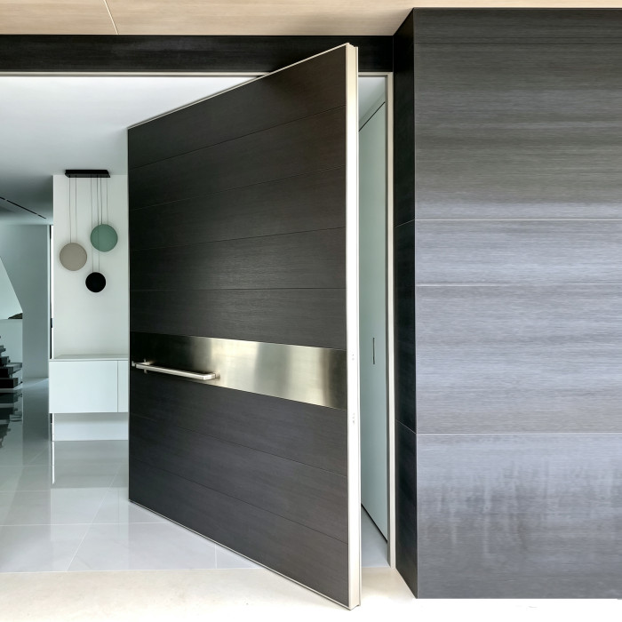 P-098Aluminum Pivot Doors | Flame Retardant | Customized Size | Luxury Villa Entry