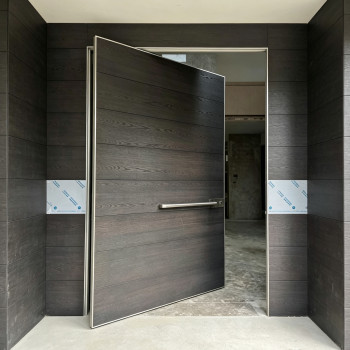 P-107 Aluminum Pivot Doors | Flame Retardant | Customized Size | Luxury Villa Entry