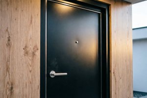Aluminum Entry Door Colors and Finishes: Complete RAL Guide