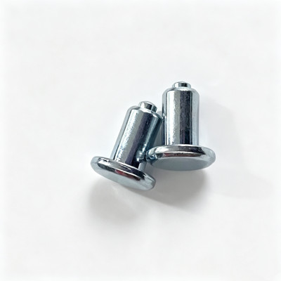 High Toughness Carbide Core Polished OEM Tire Spikes Universal Vehicle Winter Anti Slip Studs
