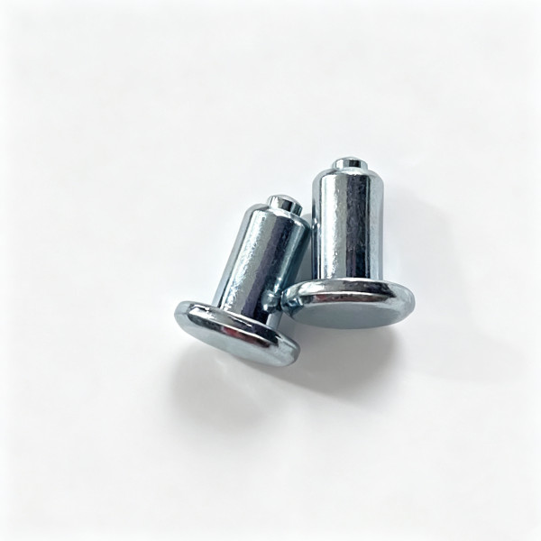 High Toughness Carbide Core Polished OEM Tire Spikes Universal Vehicle Winter Anti Slip Studs