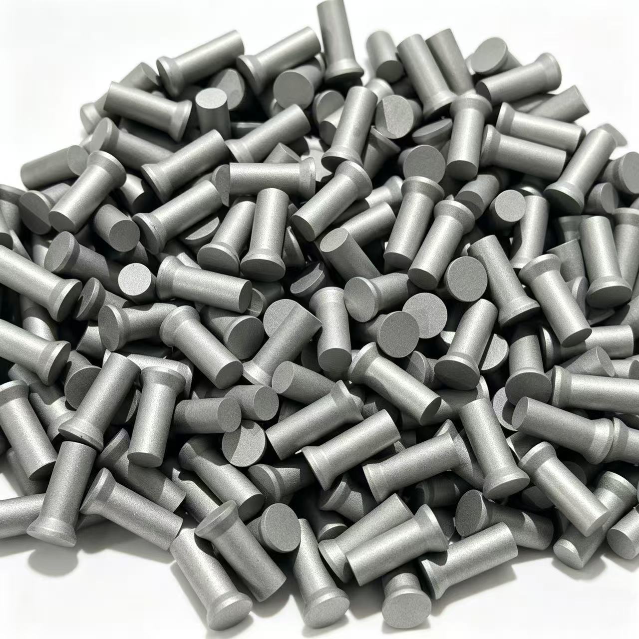 Tungsten Carbide Studs