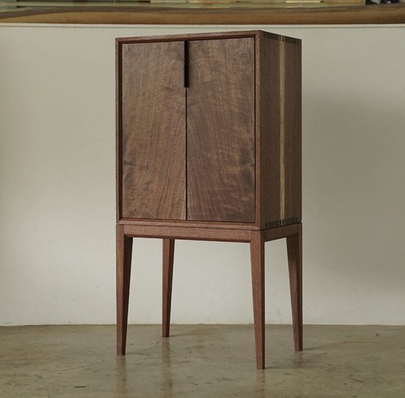 Custom Walnut-Tone Tall Storage Cabinet with Tapered Legs | OEM/ODM Manufacturer