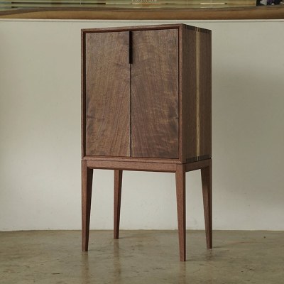 Custom Walnut-Tone Tall Storage Cabinet with Tapered Legs | OEM/ODM Manufacturer