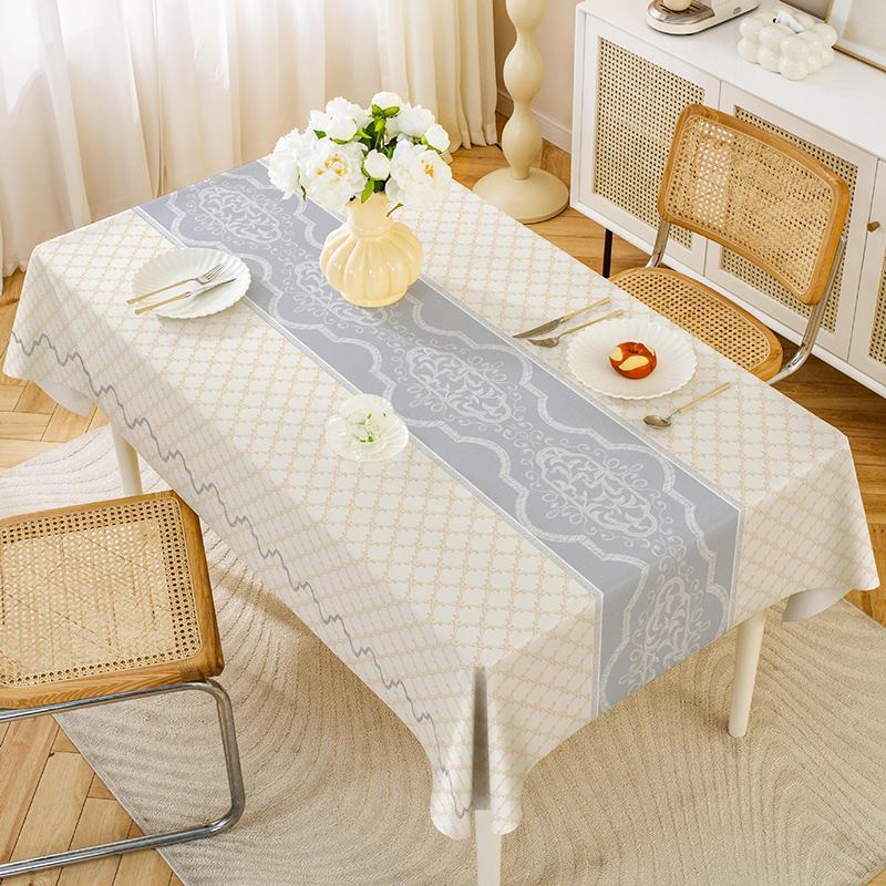 Decorative border print tablecloth reference design