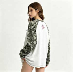Custom Women's Letter Print Raglan Sweatshirt | Streetwear Manufacturer