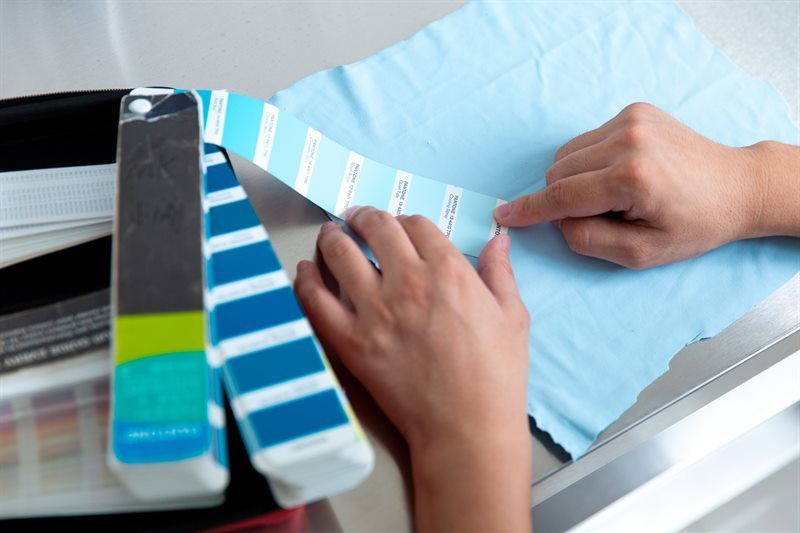 OEM vs ODM Clothing Manufacturing: What's the Difference for Apparel Brands?