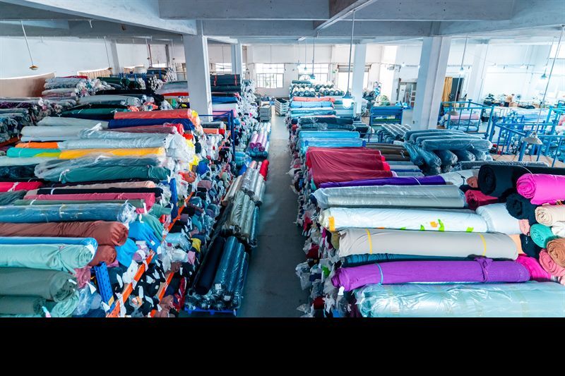 What GSM Is Best for Hoodies? A Practical Fabric Weight Guide for Brands