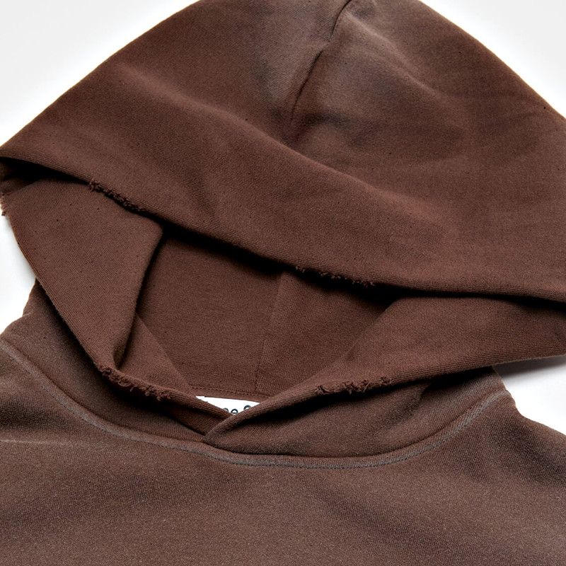 MCD010 vintage-wash ribbed cuff and back logo area detail