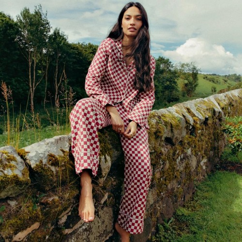 Custom Women's Burgundy Checkerboard Pajama Set | Soft Polyester Lounge Set with Elastic Waist | Homewear & Sleepwear OEM Manufacturer