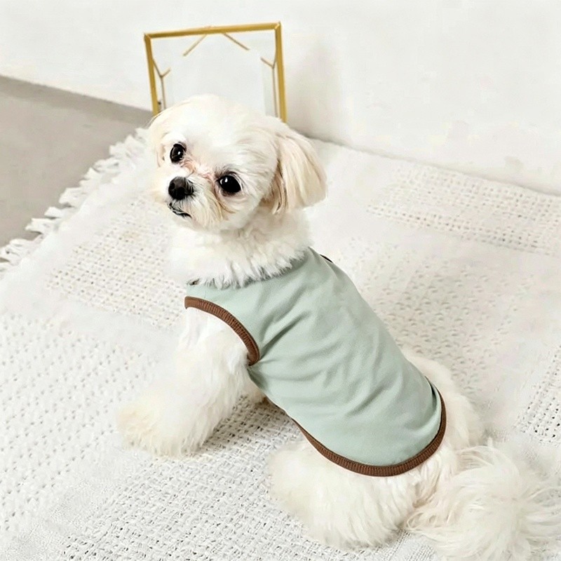 Dog cooling tank ribbing and ice-cream print detail