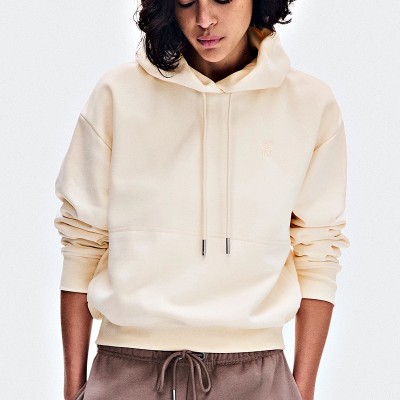 Minimalist Pullover Hoodie with Metal-Tipped Drawcords and Kangaroo Pocket Custom Hoodie Supplier