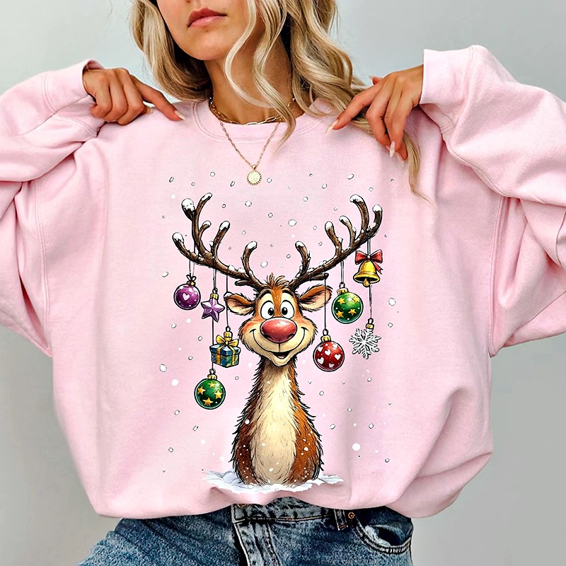 Vintage reindeer graphic on the chest of the crewneck sweatshirt
