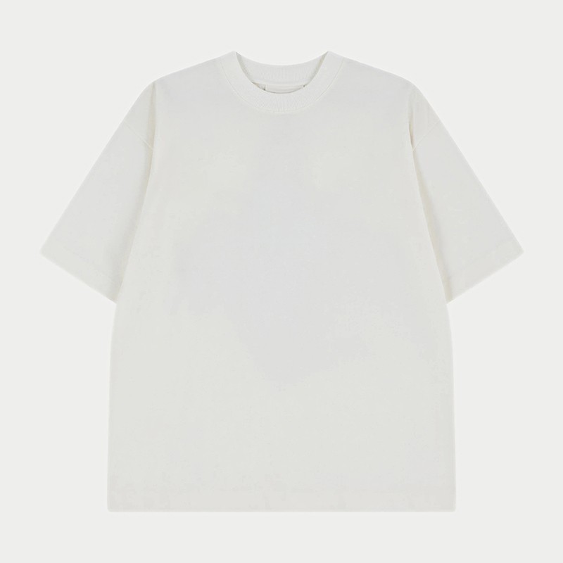 Ribbed crewneck collar with clean self-binding