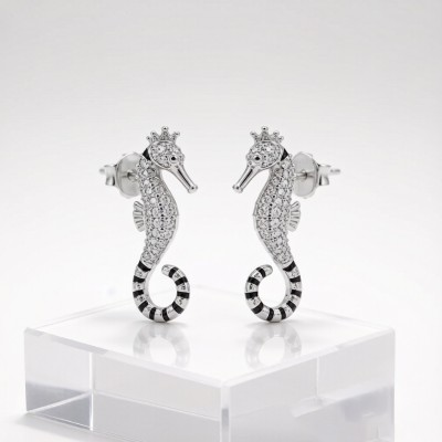 Tiger-tail Seahorse Pavé Earrings | Hengdian Silver | 925 Silver | CZ / Moissanite