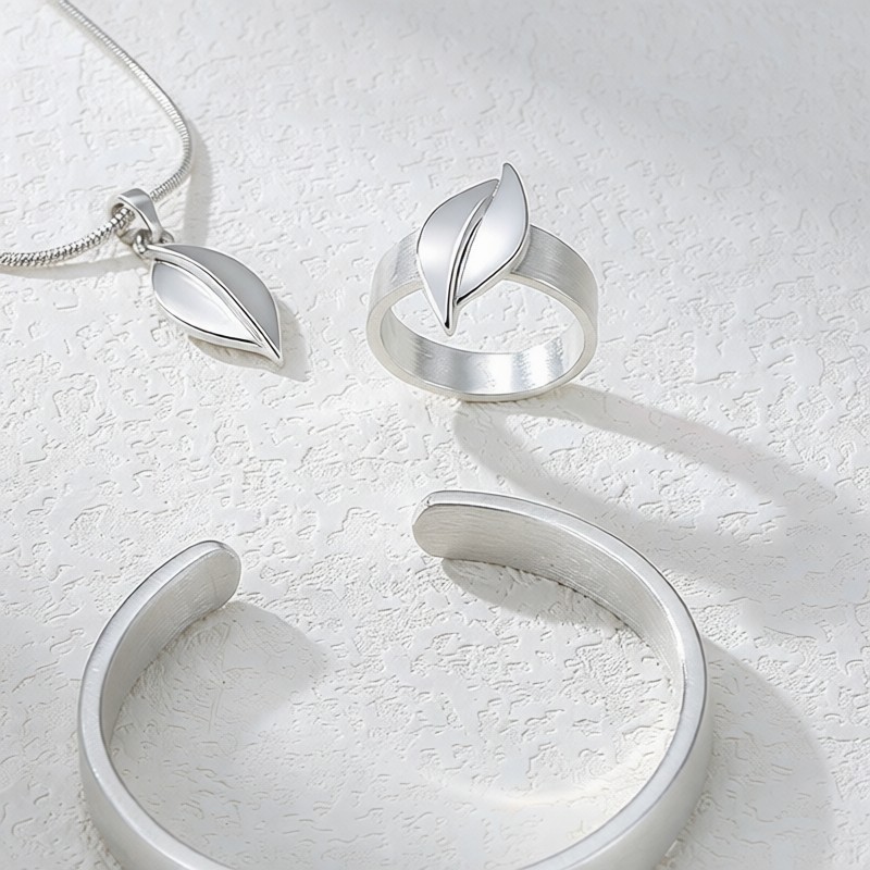 A coordinated 925 silver jewelry collection laid out together