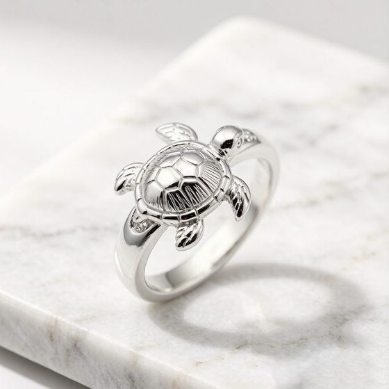Hawksbill Turtle in 925 sterling silver